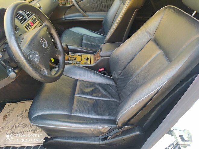 Mercedes E 220 2001, 289,000 km - 2.2 l - Bakı