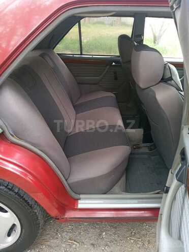 Mercedes E 260 1992, 346,000 km - 2.6 l - Sumqayıt