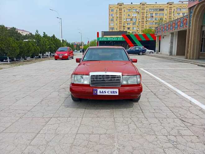 Mercedes E 260 1992, 346,000 km - 2.6 l - Sumqayıt
