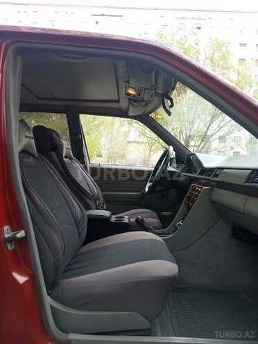 Mercedes E 260 1992, 346,000 km - 2.6 l - Sumqayıt