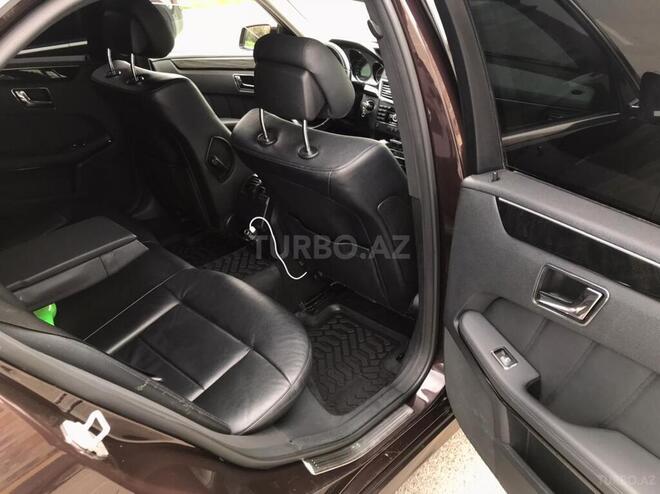Mercedes E 220 2010, 261,000 km - 2.2 l - Bakı