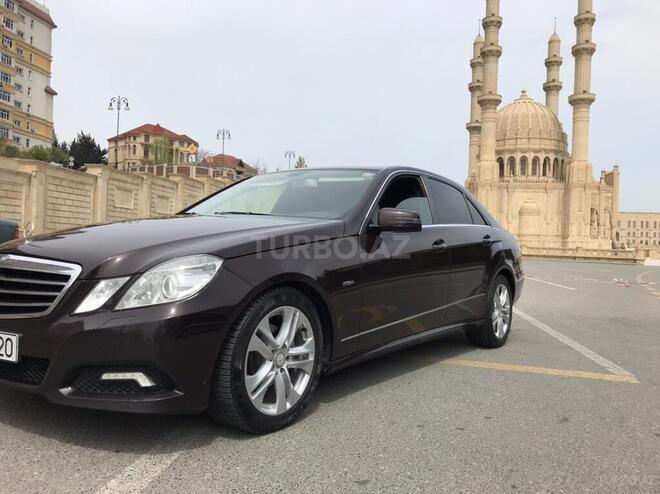 Mercedes E 220 2010, 261,000 km - 2.2 l - Bakı
