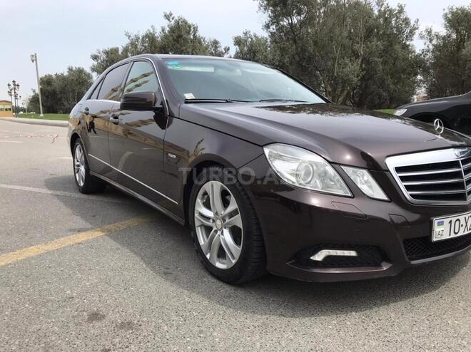 Mercedes E 220 2010, 261,000 km - 2.2 l - Bakı