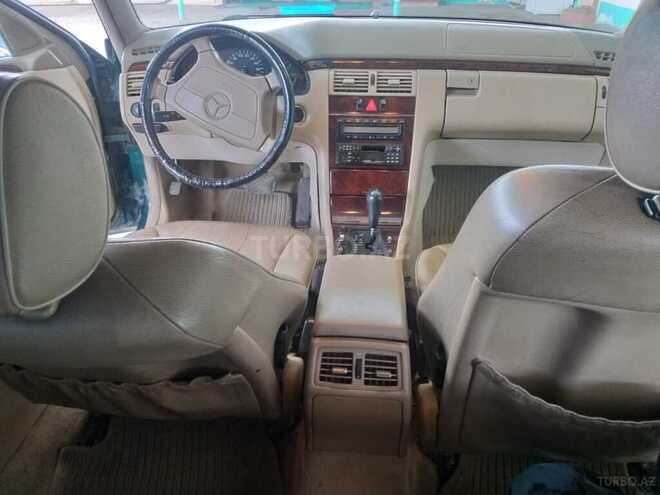Mercedes E 220 1997, 495,000 km - 2.2 l - Ağstafa