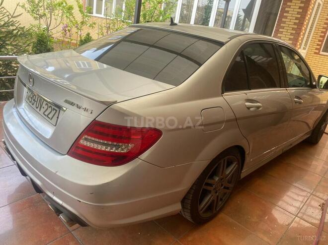 Mercedes C 250 2007, 135,000 km - 2.5 l - Bakı