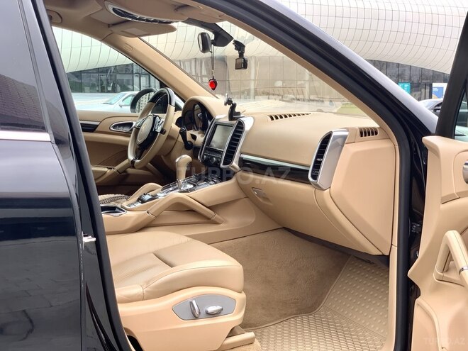 Porsche Cayenne 2014, 222,222 km - 3.0 л - Bakı