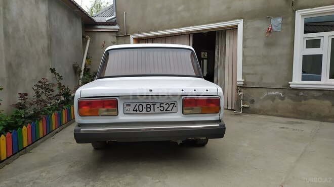 LADA (VAZ) 2107 2005, 127,000 km - 1.6 л - Quba