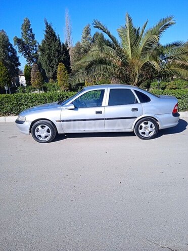 Opel Vectra 1997, 500,000 km - 1.6 l - Bakı