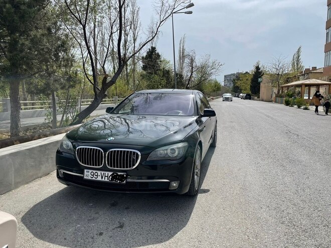 BMW 750 2010, 135,000 km - 4.4 л - Bakı
