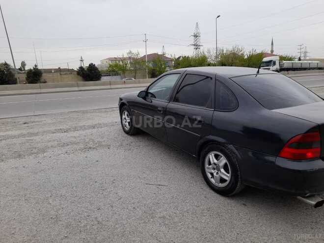 Opel Vectra 1995, 235,274 km - 2.0 l - Bakı
