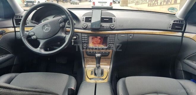 Mercedes E 200 2006, 269,000 km - 1.8 l - Gədəbəy