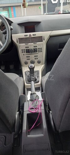Opel Astra 2007, 207,000 km - 1.3 л - Bakı