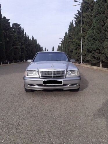 Mercedes C 200 1998, 328,000 km - 2.0 l - Gəncə