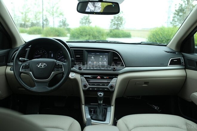 Hyundai Elantra 2017, 53,103 km - 2.0 l - Bakı