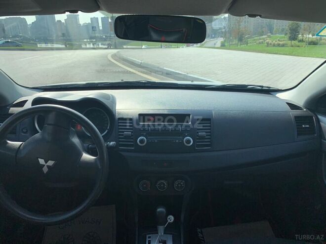 Mitsubishi Lancer 2010, 178,885 km - 2.0 l - Bakı