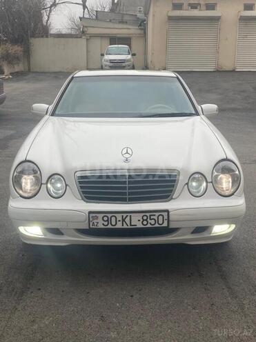 Mercedes E 240 2000, 256,800 km - 2.4 l - Bakı