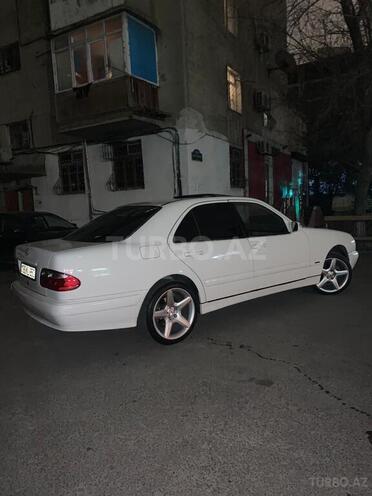 Mercedes E 240 2000, 256,800 km - 2.4 l - Bakı