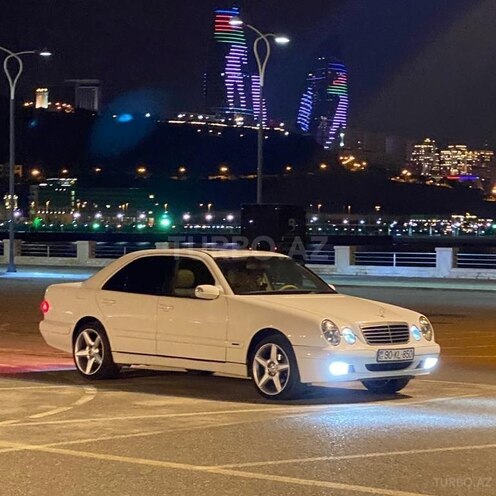 Mercedes E 240 2000, 256,800 km - 2.4 l - Bakı