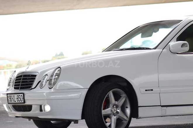 Mercedes E 240 2000, 256,800 km - 2.4 l - Bakı