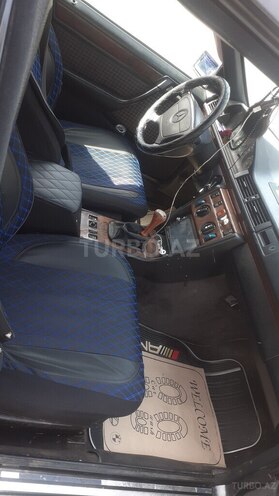 Mercedes E 200 1992, 388,000 km - 2.0 l - Bakı