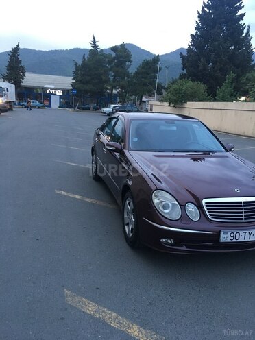 Mercedes E 220 2006, 332,000 km - 2.2 l - Zaqatala