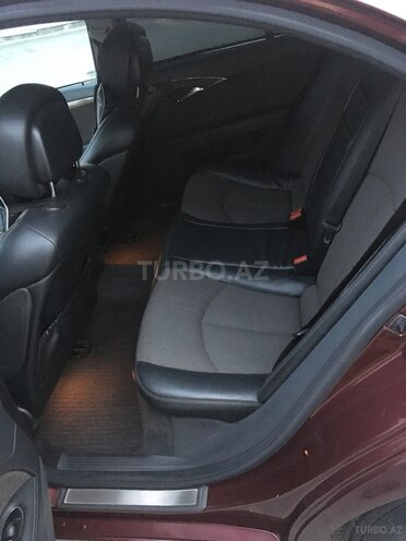Mercedes E 220 2006, 332,000 km - 2.2 l - Zaqatala