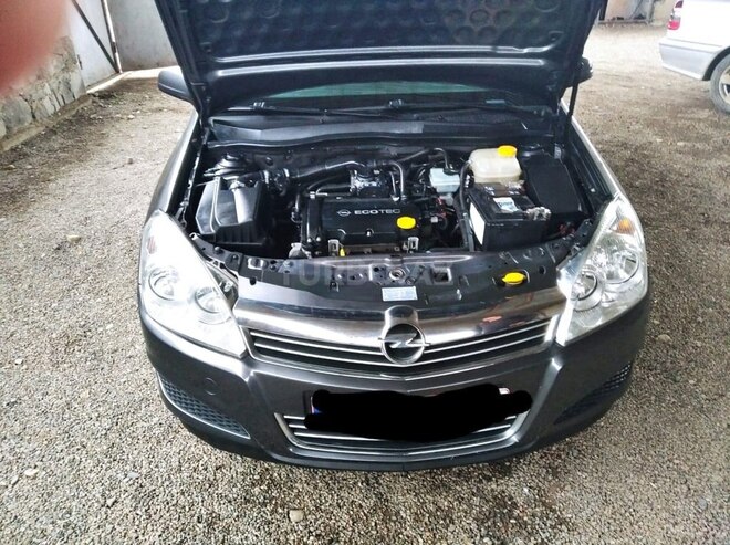 Opel Astra 2008, 170,000 km - 1.4 l - Bakı