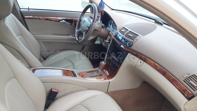 Mercedes E 350 2007, 187,000 km - 3.5 l - İsmayıllı