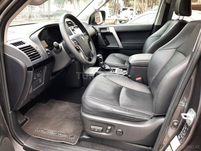 Toyota Prado 2018, 99,000 km - 3.0 l - Bakı