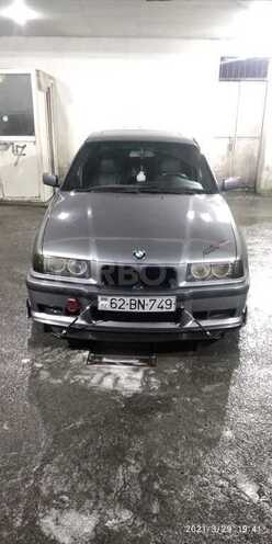 BMW 318 1994, 444,256 km - 1.8 l - Zaqatala