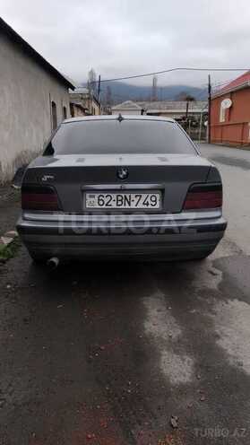 BMW 318 1994, 444,256 km - 1.8 l - Zaqatala