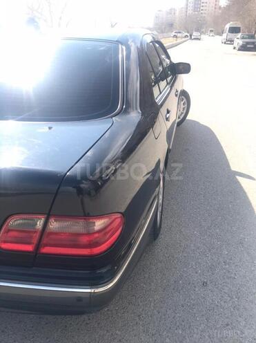 Mercedes E 240 2001, 197,229 km - 2.6 l - Bakı