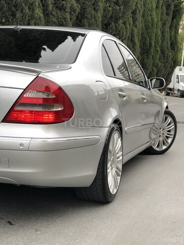 Mercedes E 320 2002, 287,000 km - 3.2 л - Bakı