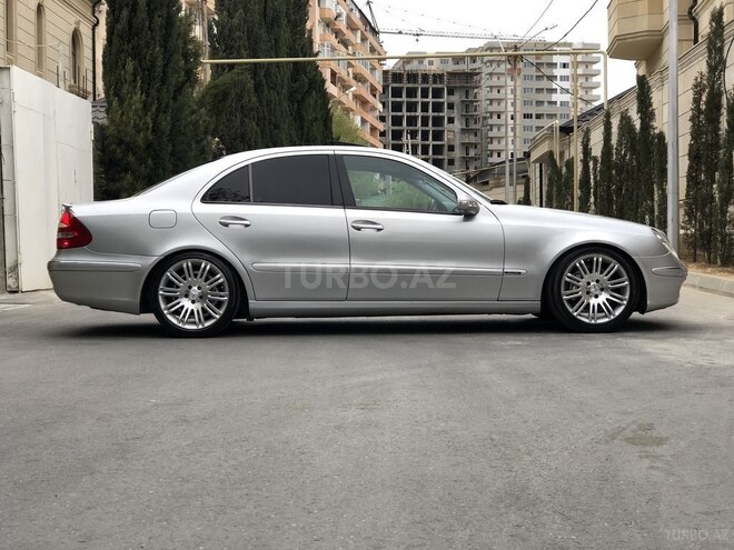 Mercedes E 320 2002, 287,000 km - 3.2 л - Bakı