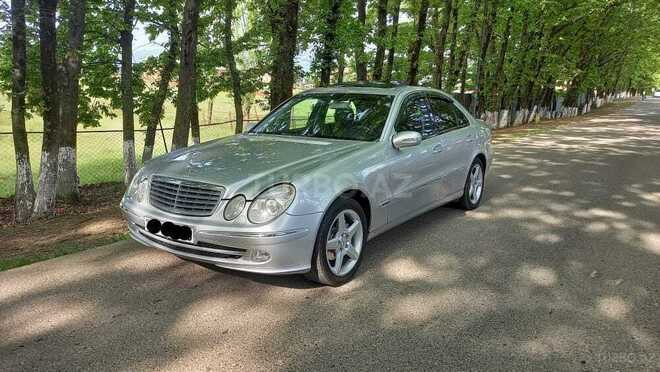 Mercedes E 240 2002, 249,000 km - 2.6 l - Masallı