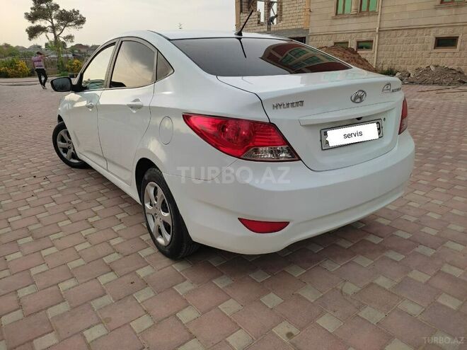Hyundai Accent 2012, 121,900 km - 1.6 l - Şirvan