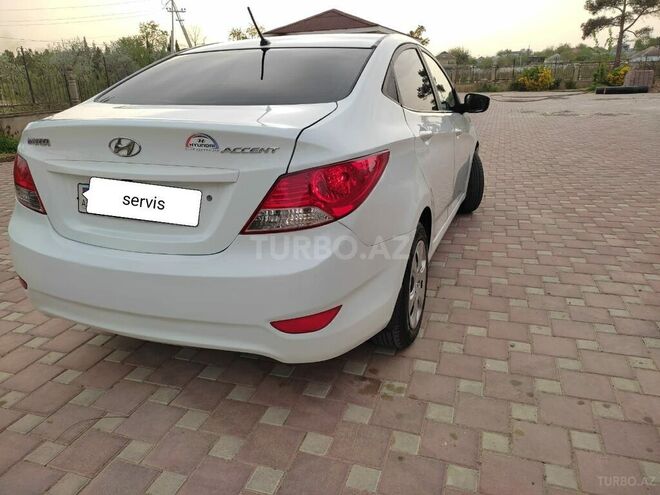 Hyundai Accent 2012, 121,900 km - 1.6 l - Şirvan