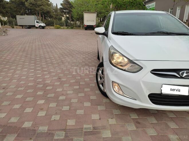 Hyundai Accent 2012, 121,900 km - 1.6 l - Şirvan