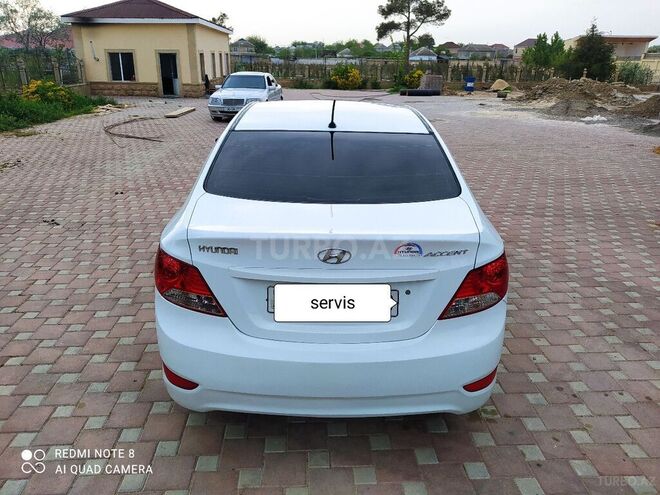 Hyundai Accent 2012, 121,900 km - 1.6 l - Şirvan