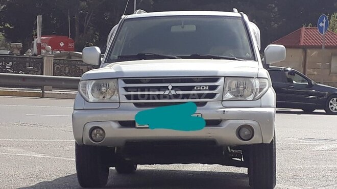 Mitsubishi Pajero io 2001, 210,000 km - 2.0 л - Bakı