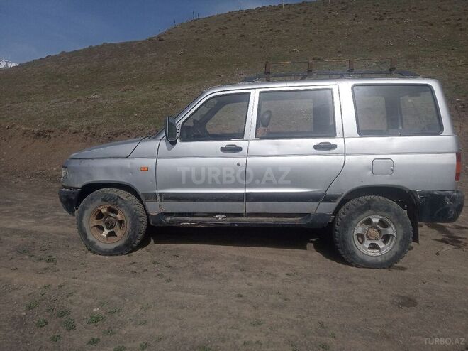UAZ Patriot 2002, 350,000 km - 2.5 l - Quba
