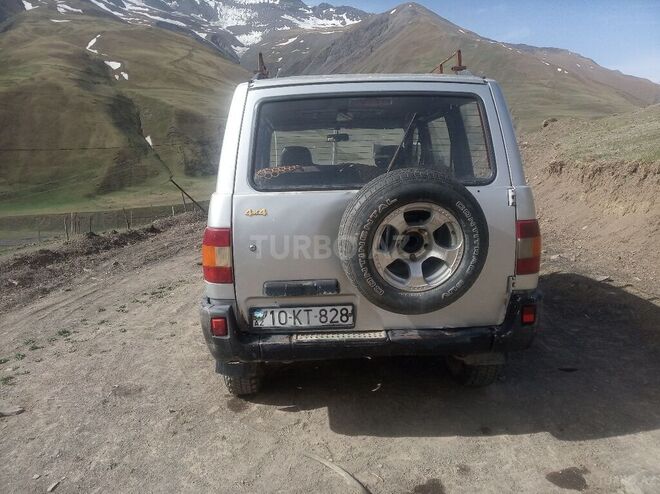 UAZ Patriot 2002, 350,000 km - 2.5 l - Quba