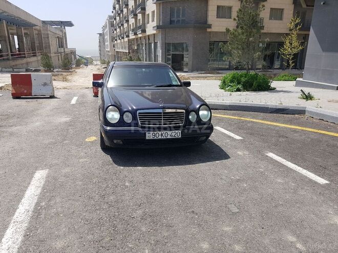 Mercedes E 240 1998, 397,000 km - 2.4 l - Bakı