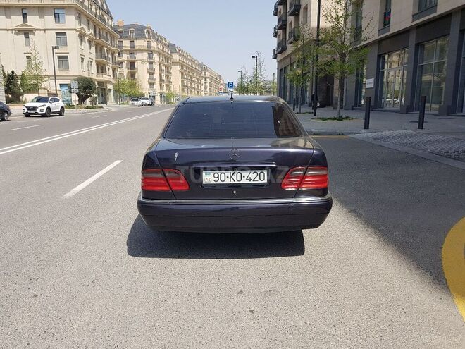 Mercedes E 240 1998, 397,000 km - 2.4 l - Bakı