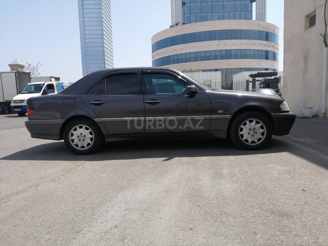 Mercedes C 180 1998, 286,000 km - 1.8 л - Bakı