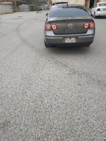 Volkswagen Passat 2005, 296,198 km - 2.0 l - Sumqayıt