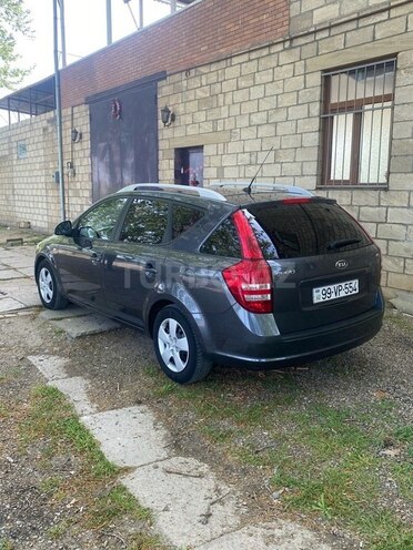 Kia Ceed 2009, 241,145 km - 1.4 l - Gəncə