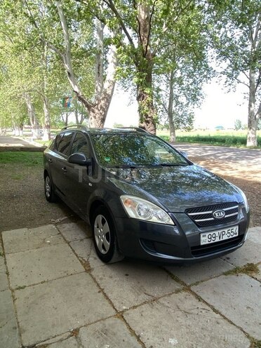 Kia Ceed 2009, 241,145 km - 1.4 l - Gəncə