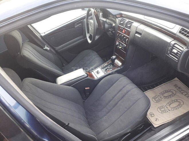Mercedes E 230 1997, 265,938 km - 2.3 l - Sumqayıt