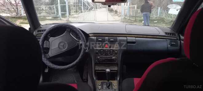 Mercedes E 280 1996, 152,364 km - 2.8 l - Sumqayıt